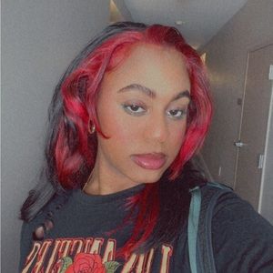 Meet your Posher, Karlysha